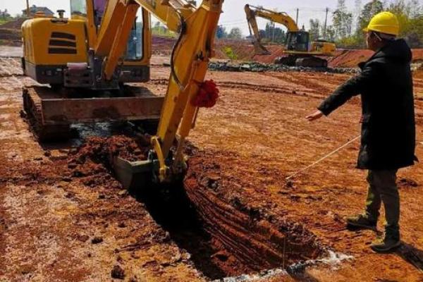 2021年4月25日适合动土吗