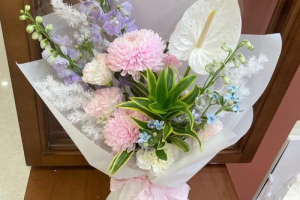 教师节送老师什么礼物合适 送老师的最佳礼物排行榜... 教师节送老师什么礼物合适 送老师的最佳礼物排行榜...